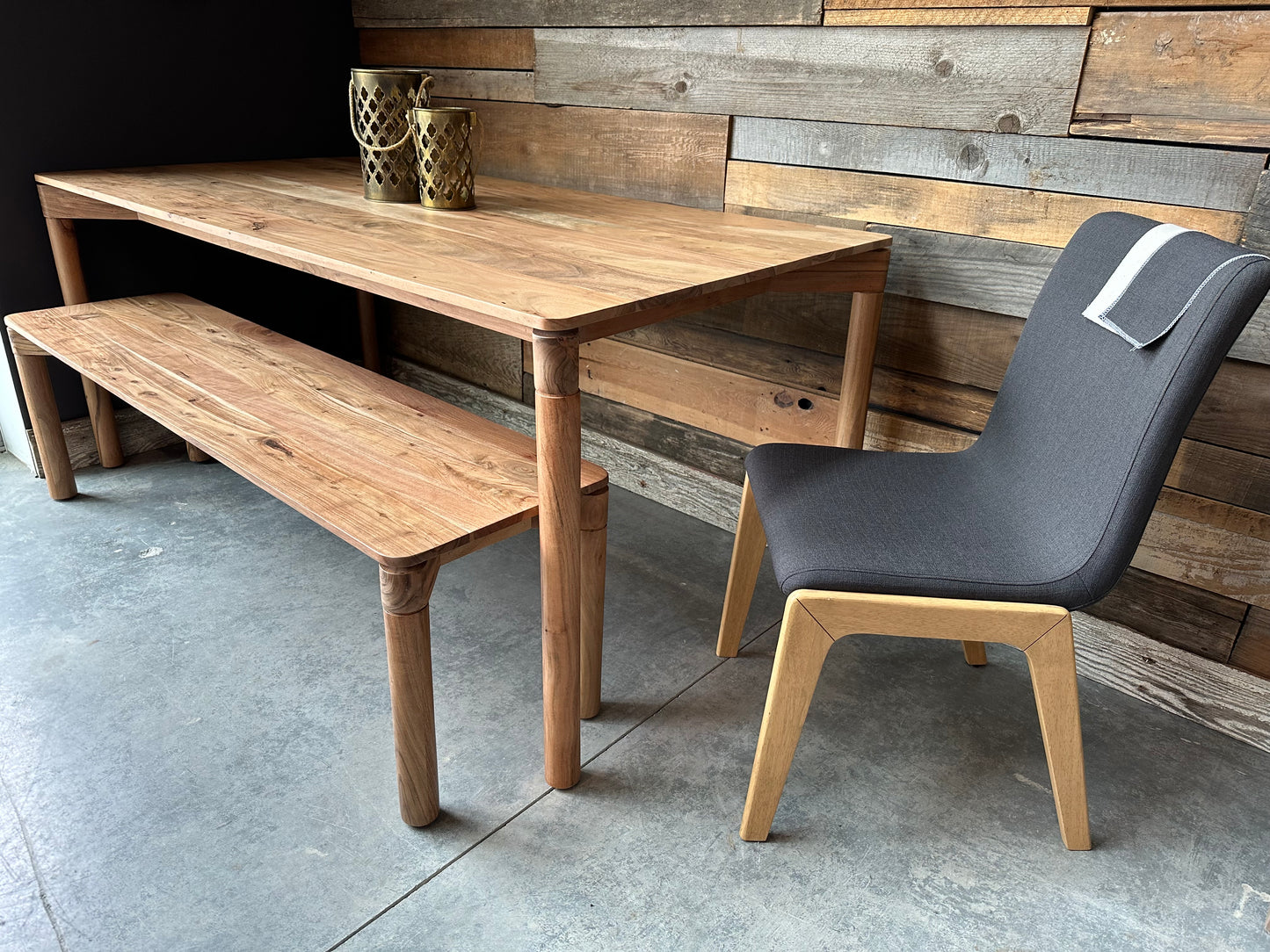 Emma Dining Table - Medium - 35"x71"