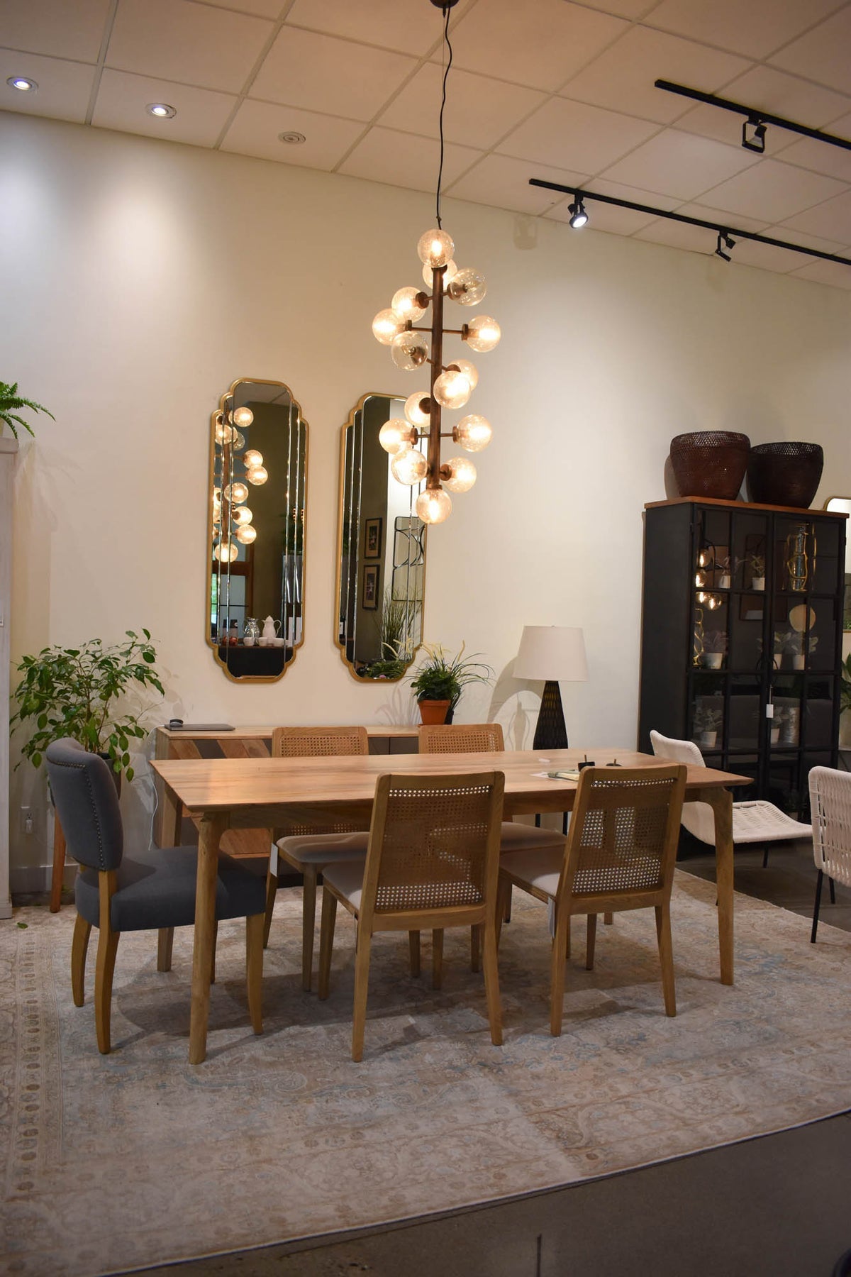 Kenzo Dining Table 84" - Natural
