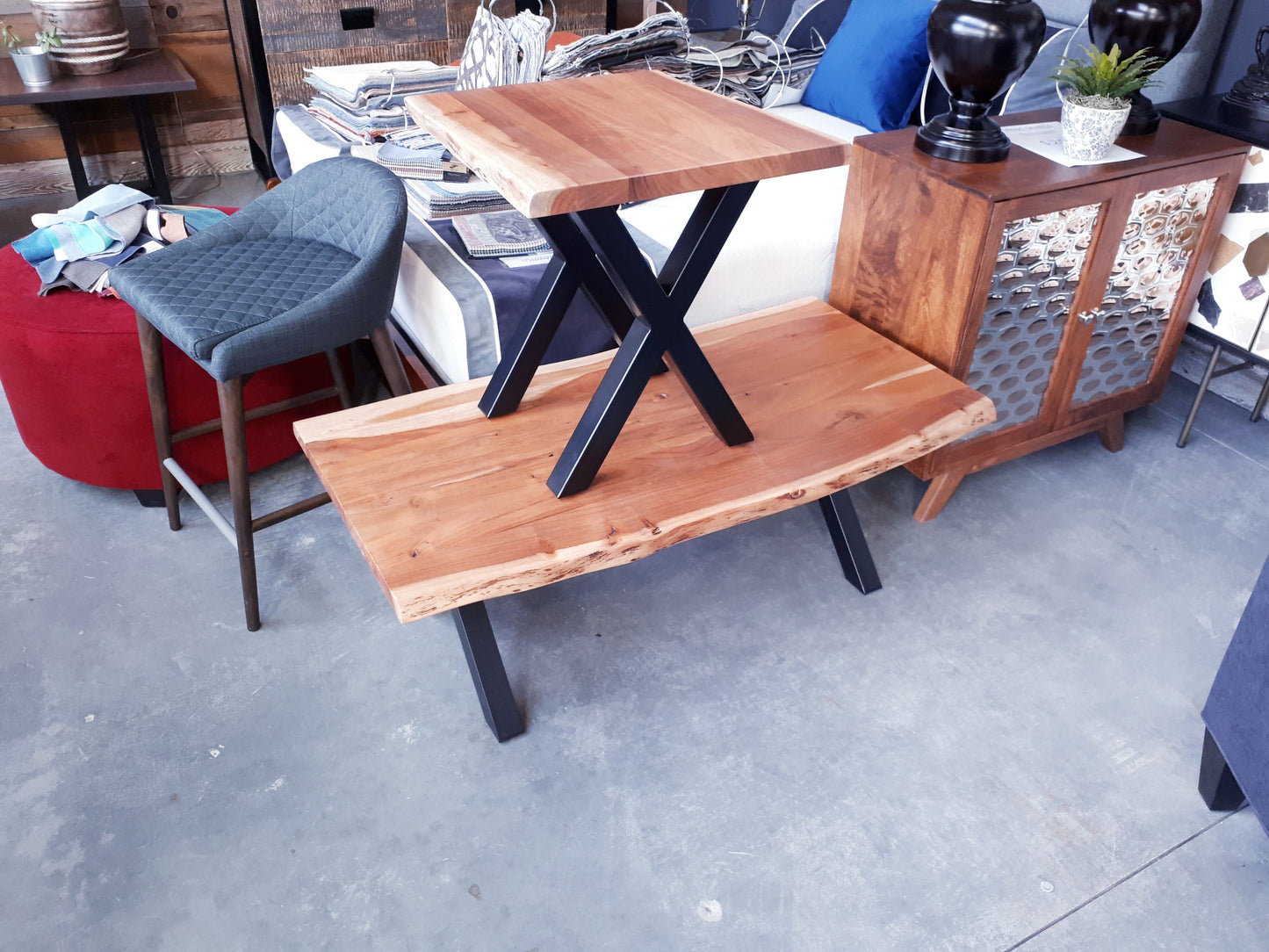 Calcutta Live Edge Coffee Tables - 2 Sizes - Natural - X-Base