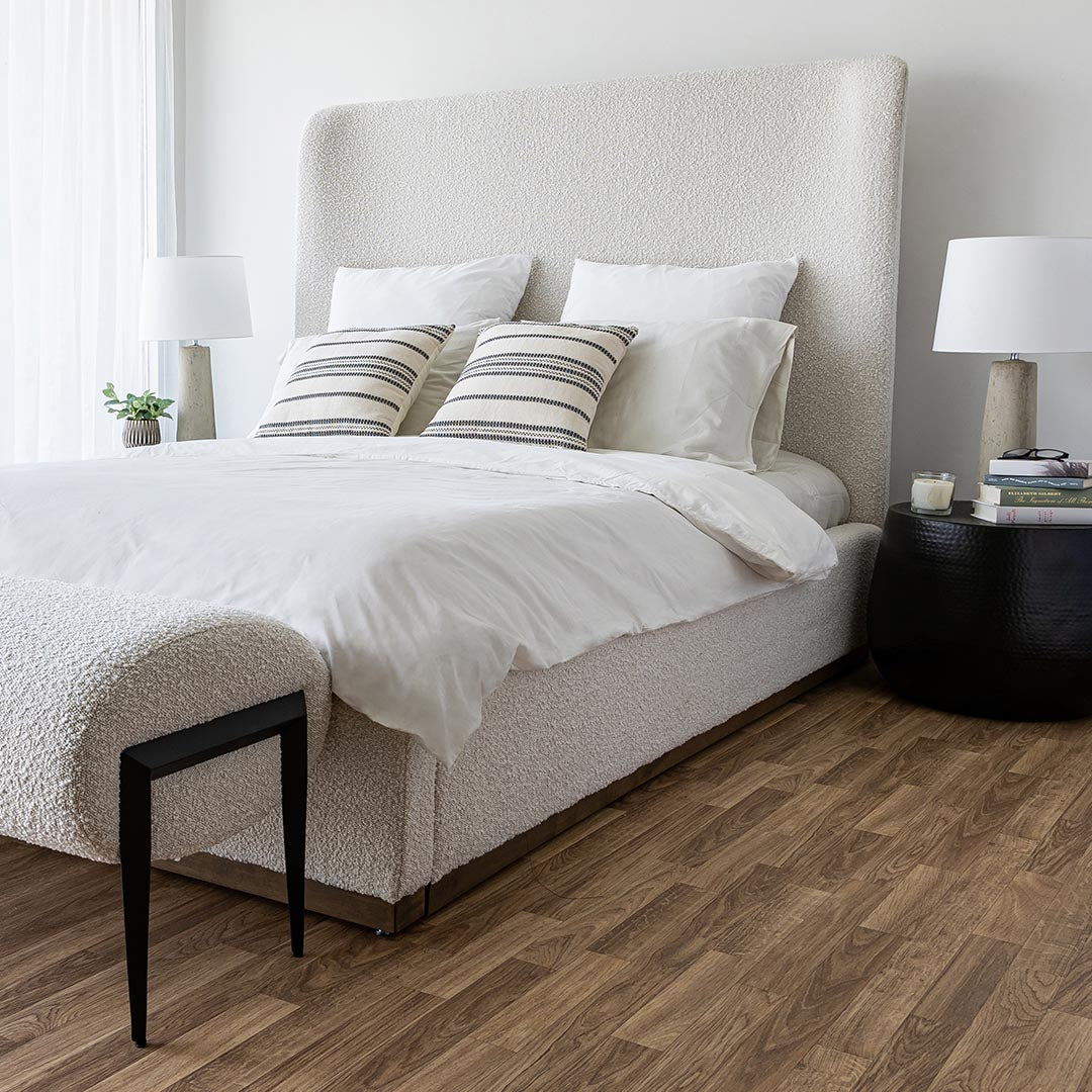 Faye King Upholstered Bed - Boucle Off White