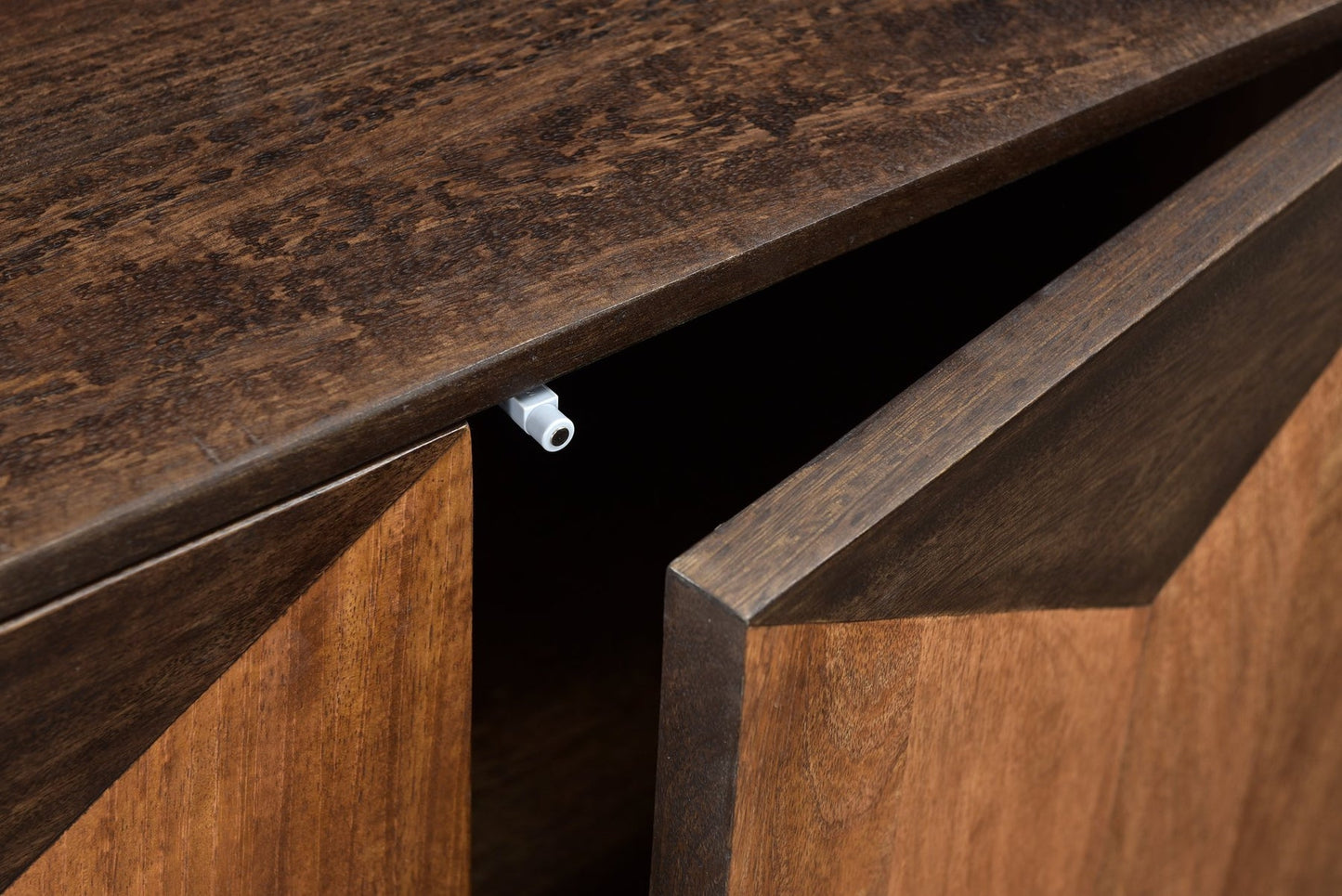 Illusion Sideboard 80"