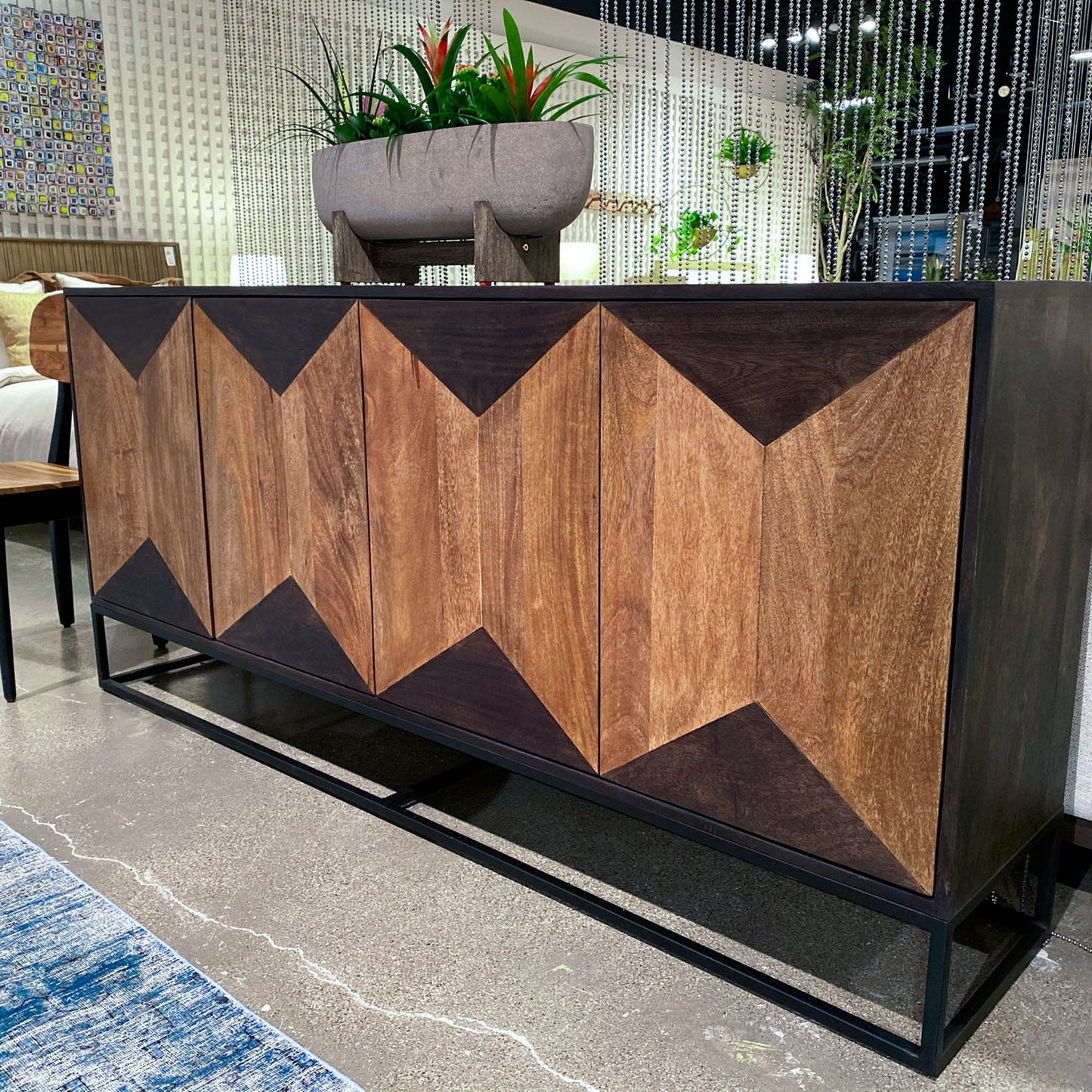 Illusion Sideboard 80"
