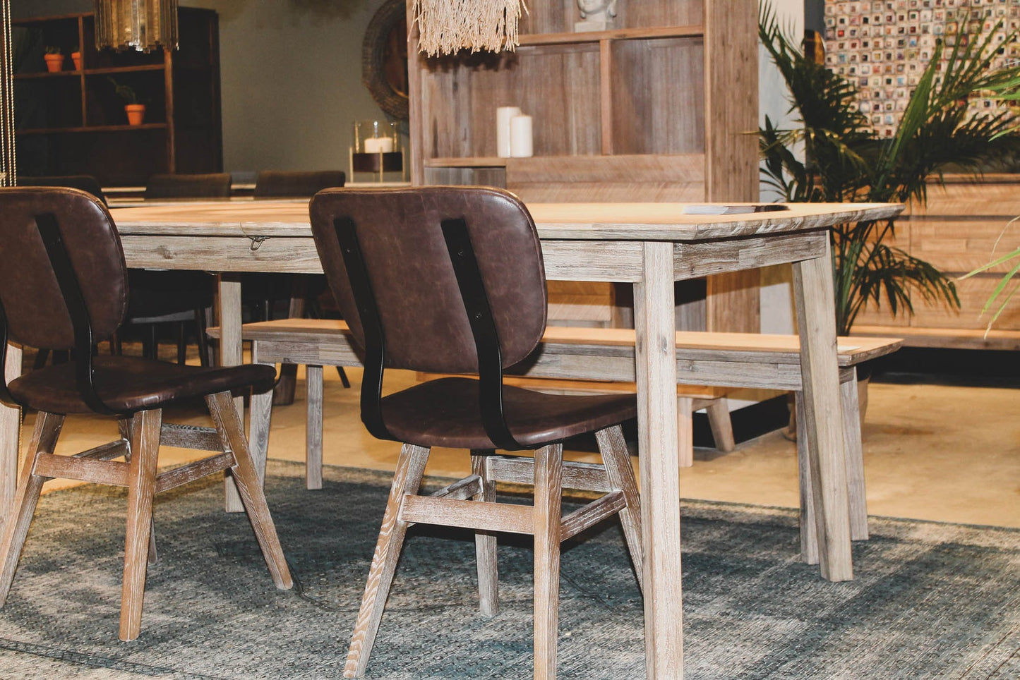 Gia Extendable Dining Table (40" x 71"/86"/102")