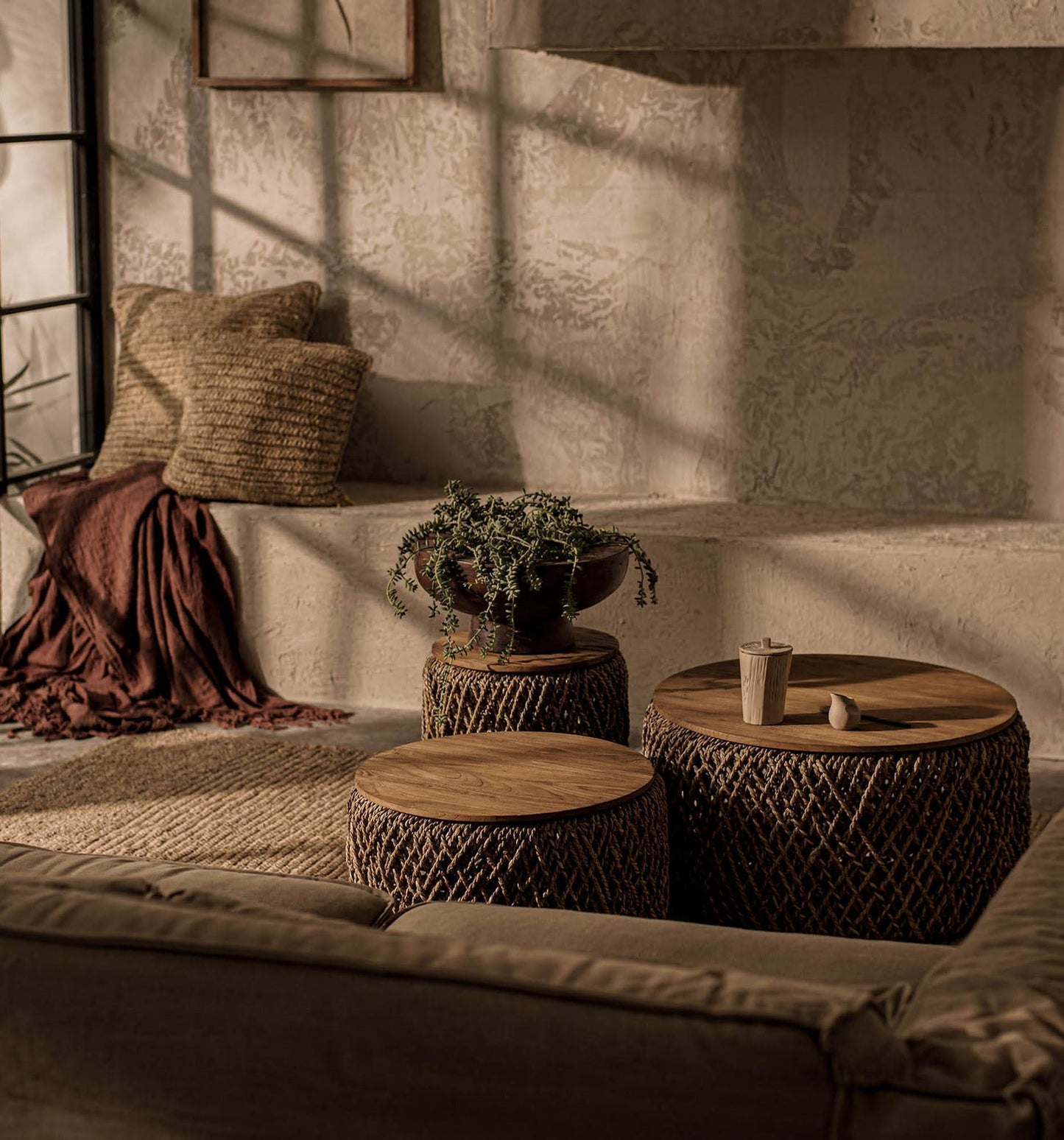Knut Coffee Table - 39" Round