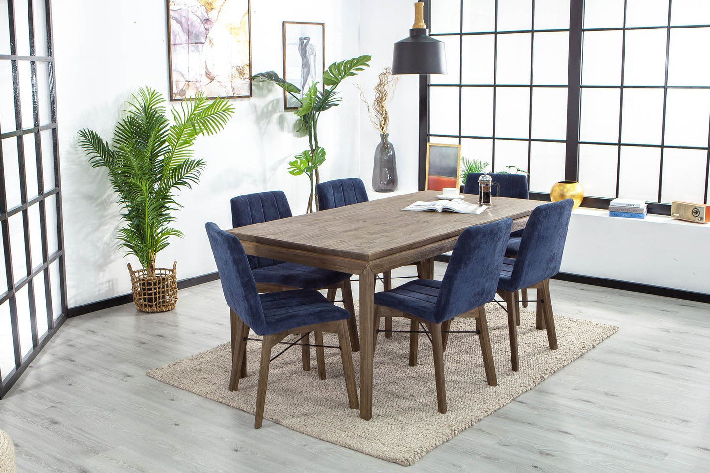 West2 Extendable Dining Table (35" x 71"/90")