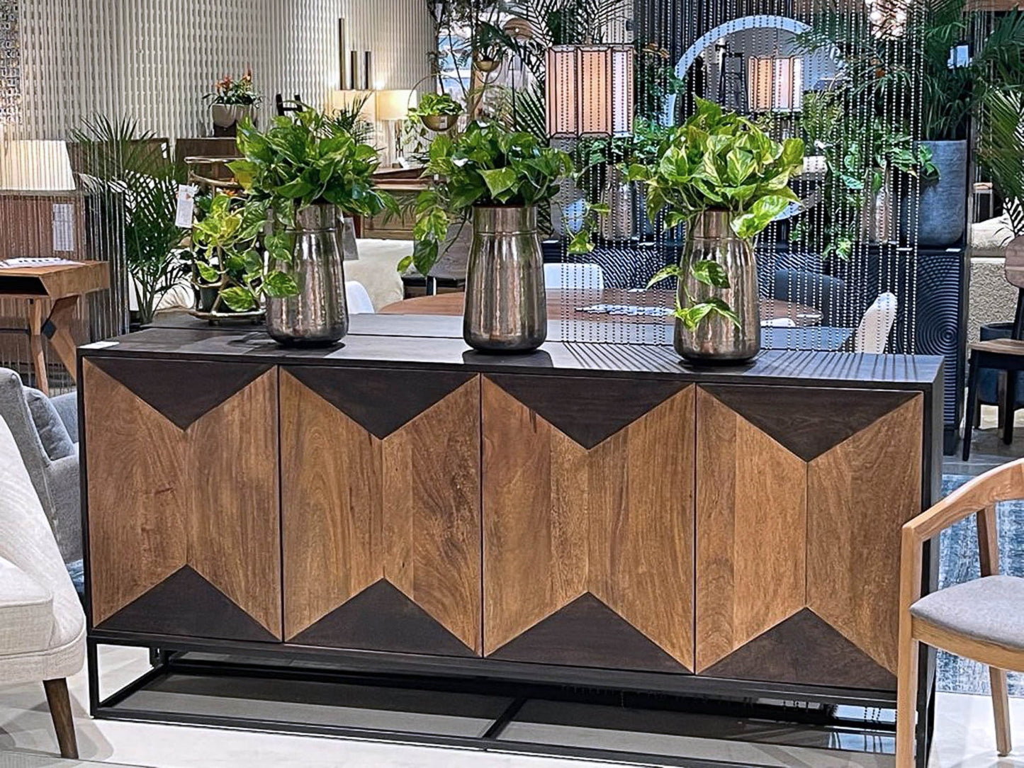 Illusion Sideboard 80"