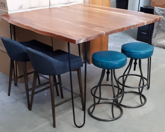 Bombay Live Edge - Pub/Patio Table
